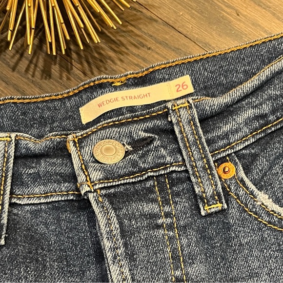 LEVI’S WEDGIE STRAIGHT FIT WOMEN'S JEANS SIZE 26 - Picture 5 of 9